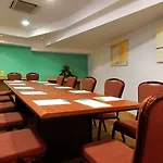מלון Malta Marriott & Saint Julian's