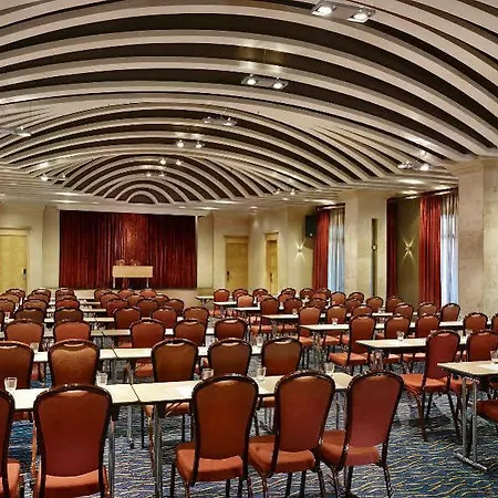 Malta Marriott & Hotel 5*