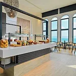 Malta Marriott & מלון Saint Julian's