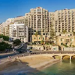 Malta Marriott & מלון