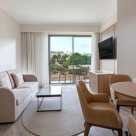 Malta Marriott & Hotel 5*